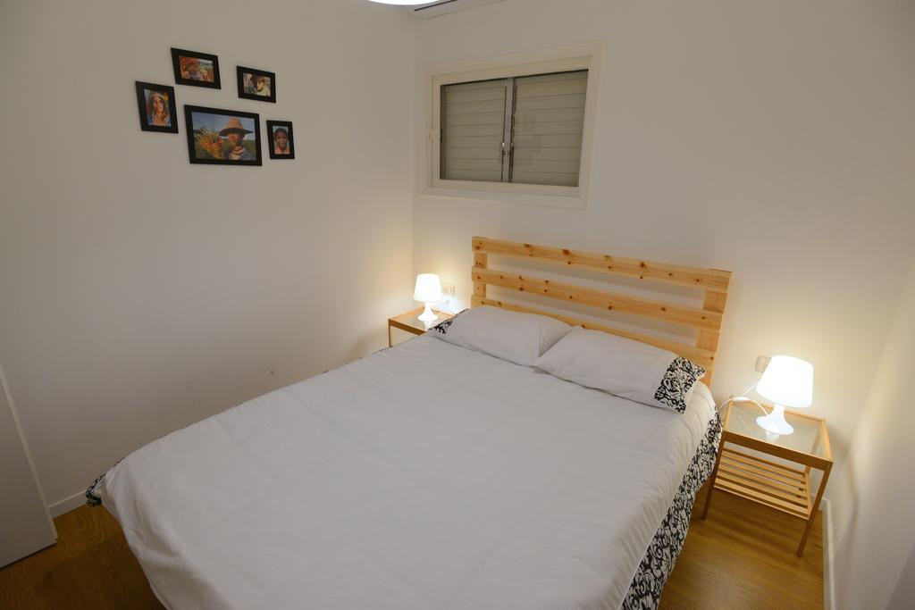 Arlozorov Bat Yam Beach Quarto foto