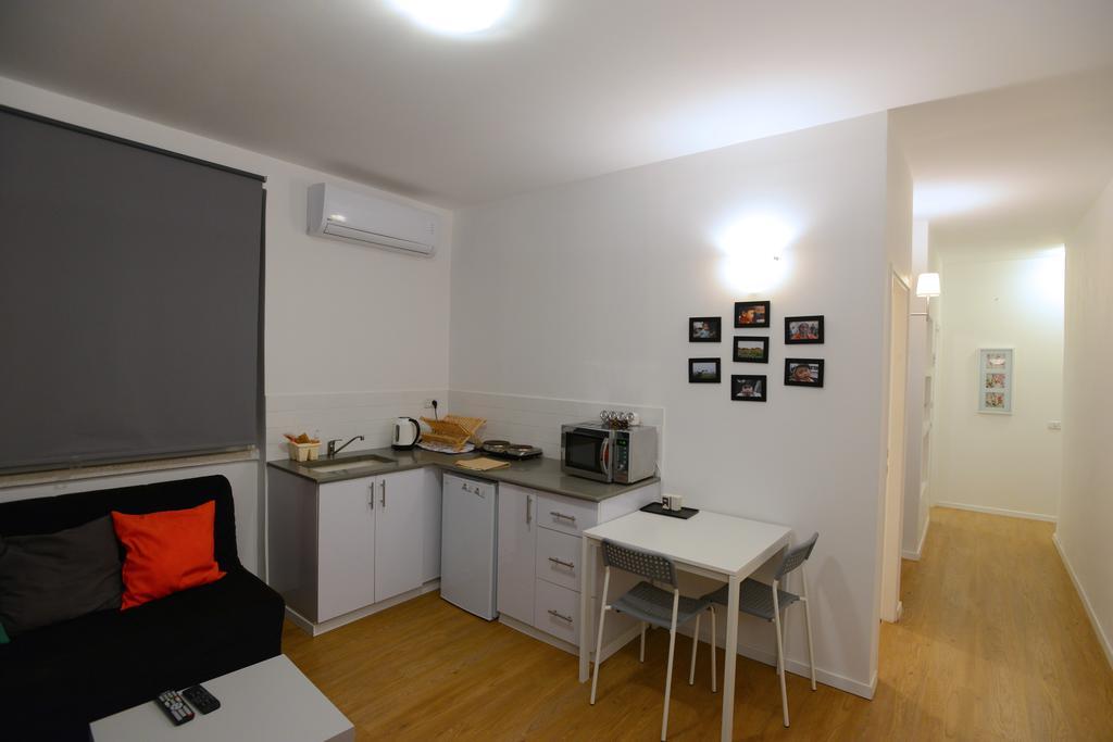 Arlozorov Bat Yam Beach Quarto foto
