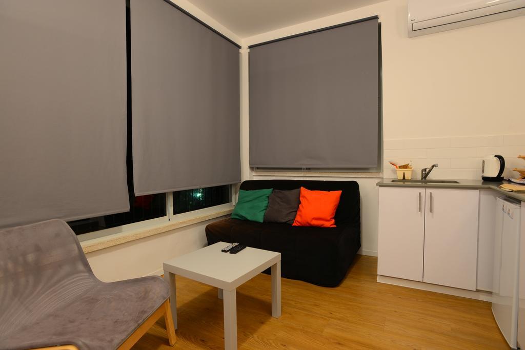 Arlozorov Bat Yam Beach Quarto foto