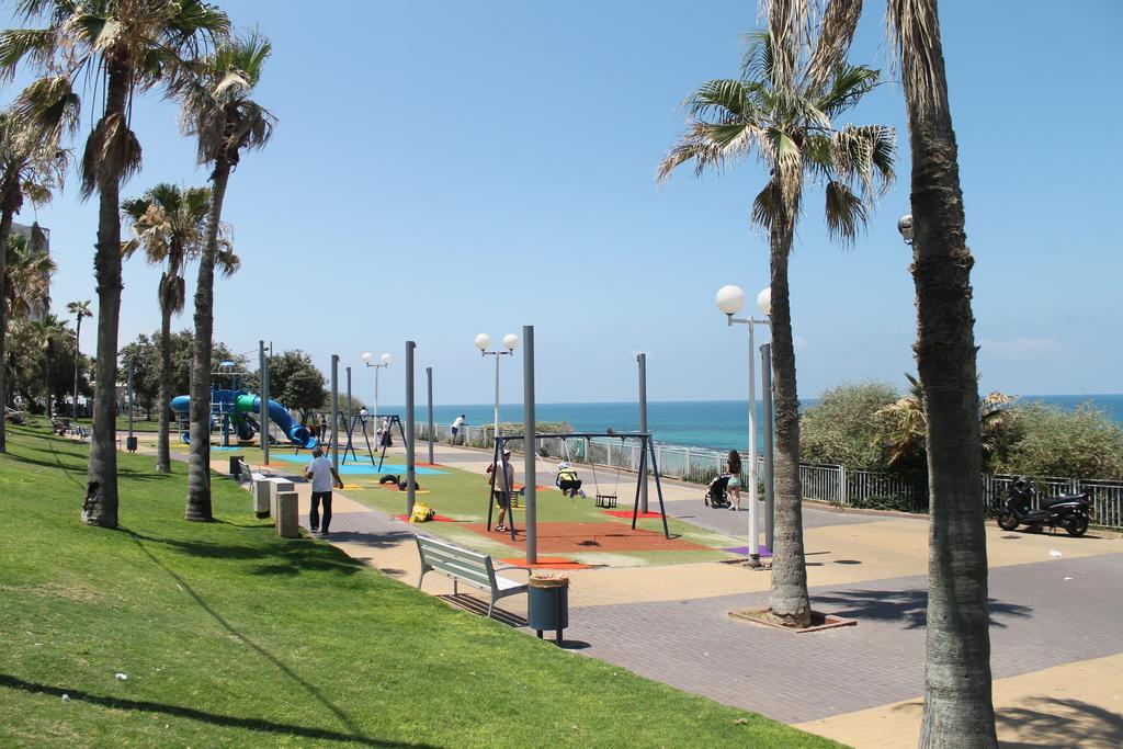 Arlozorov Bat Yam Beach Quarto foto